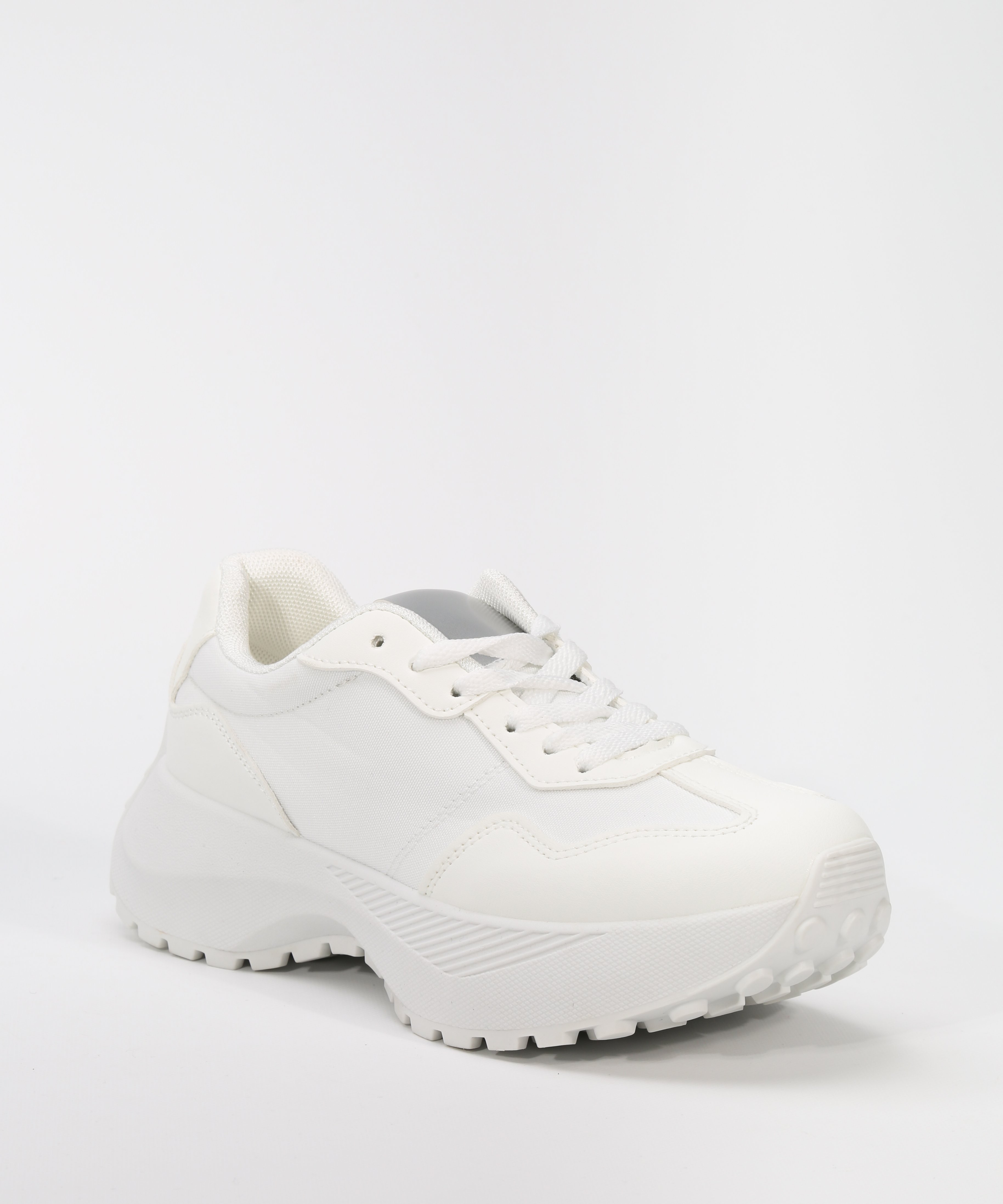 Zapatillas deportivas image number null